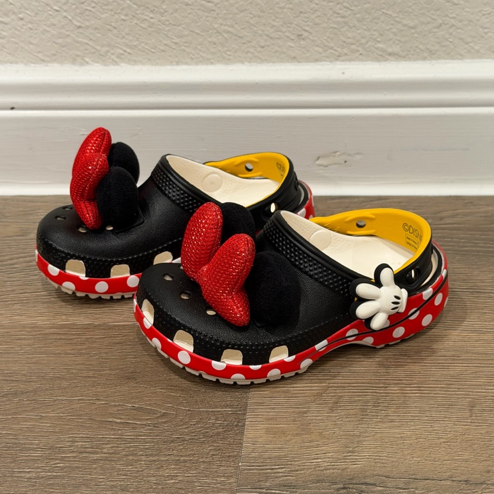 Crocs Disney Minnie Mouse Black Red Yellow Bow Slip On Shoes Polka Dot